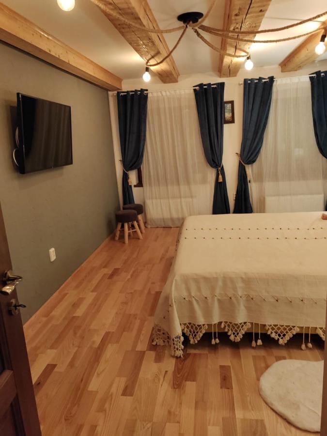 브라쇼브 Evelyn'S Place 아파트 외부 사진