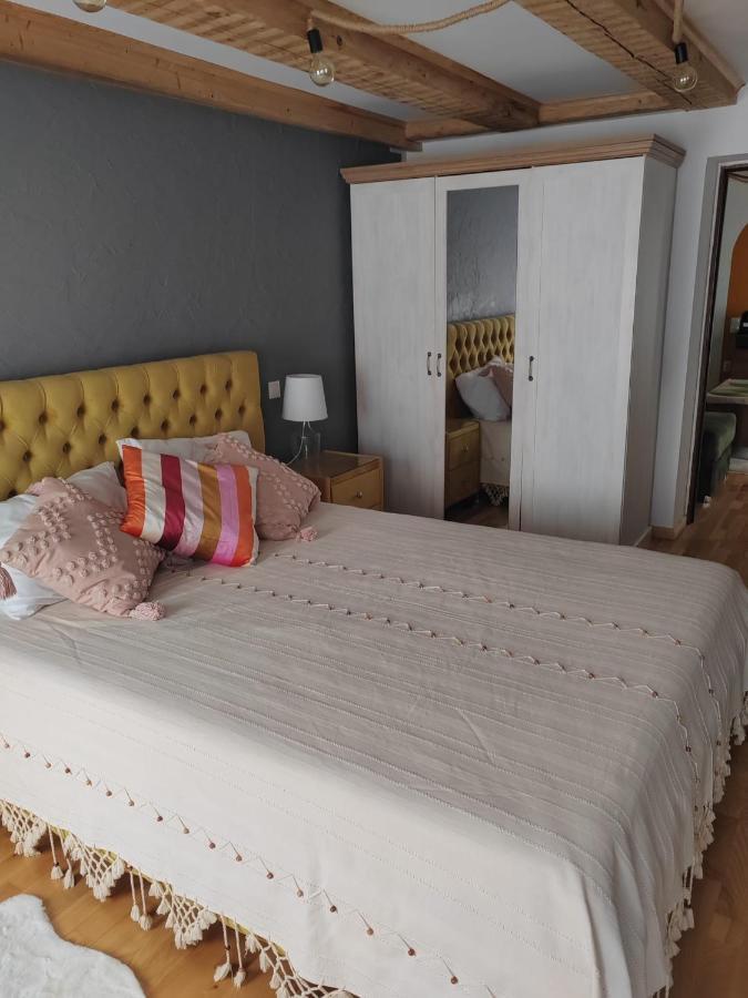 브라쇼브 Evelyn'S Place 아파트 외부 사진
